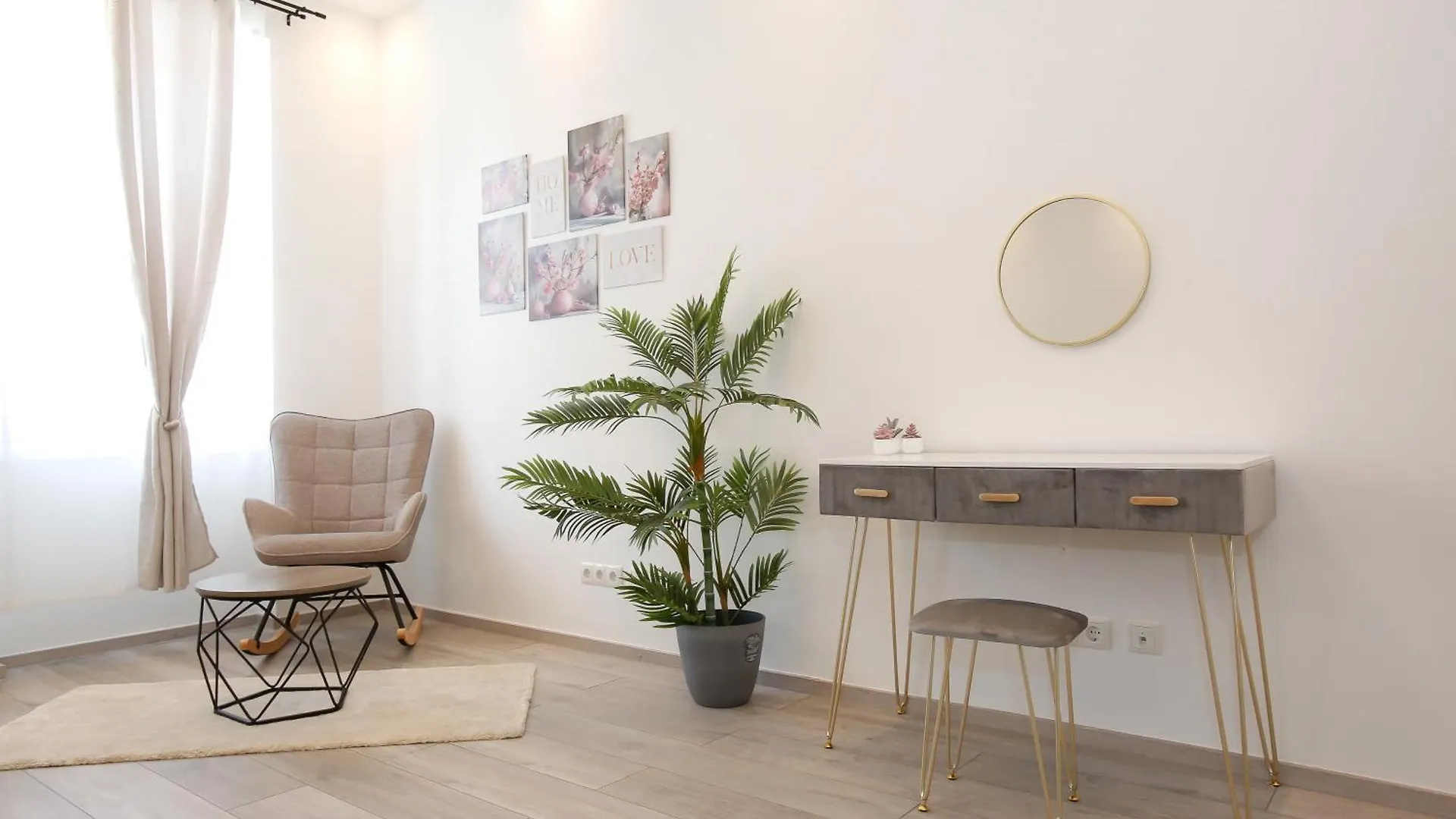 Lux Prime Suite Vienna With Free Parking And Fast Internet 600 Mbits Austria