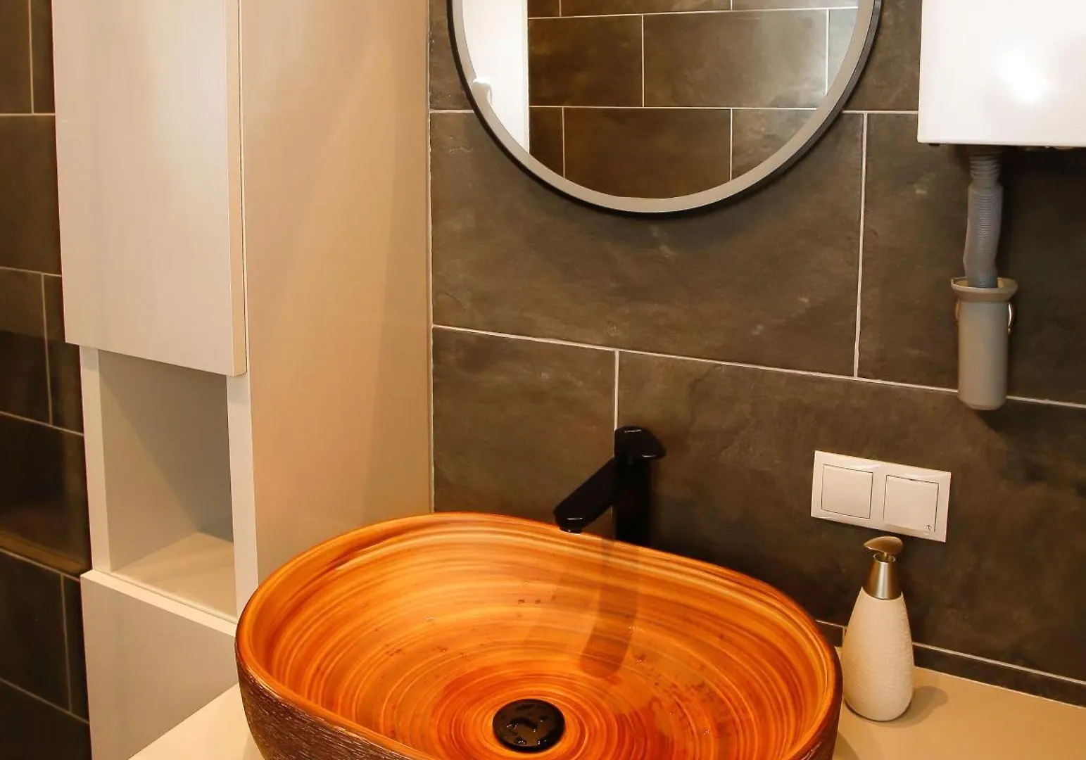Lux Prime Suite Vienna With Free Parking And Fast Internet 600 Mbits